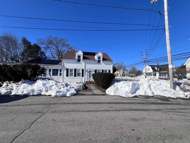 Building Photo - 1 Kurts Pl Unit 2