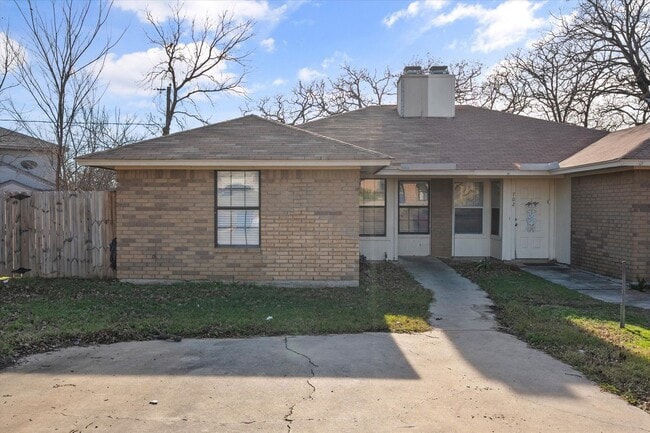 Photo - Kennedale 2-bed 2-bath Duplex