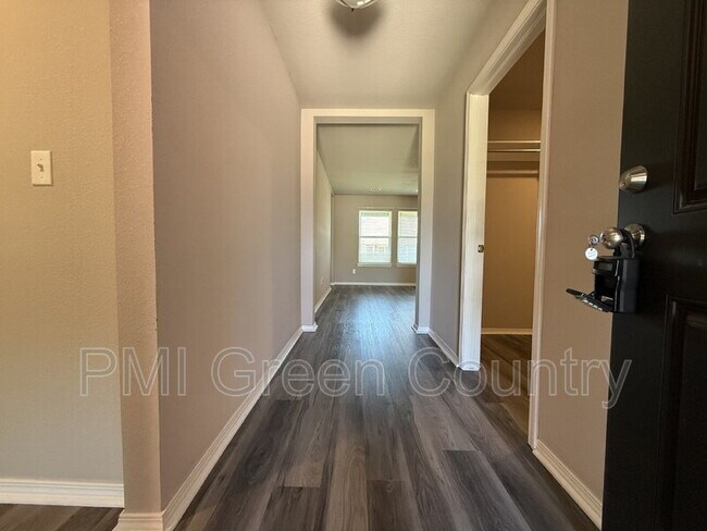 Photo - 14709 N 46th W Ave