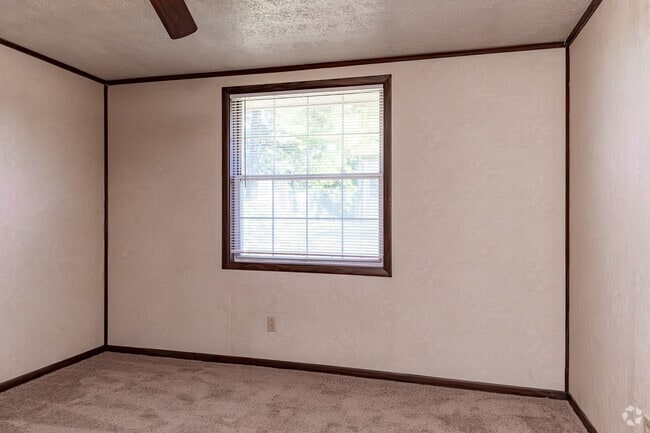 1BR, 1BA - 522SF - Bedroom