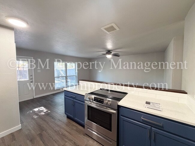 Photo - 5108 S Colony Blvd