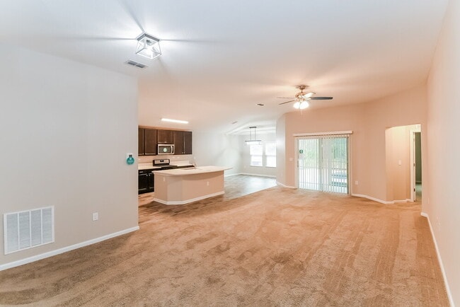 Photo - 134 Birdfield Ct