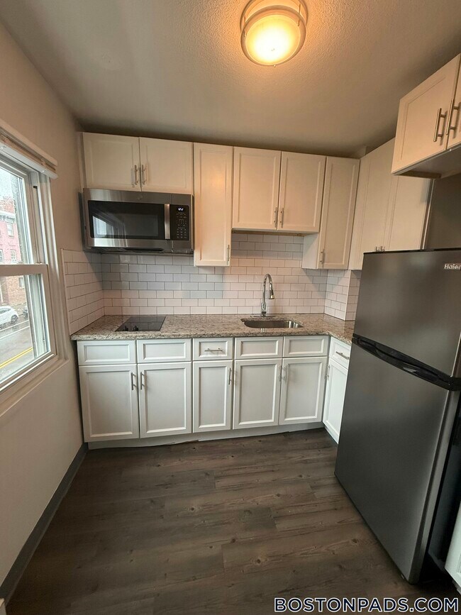 Photo - 300 Meridian St Unidad 3