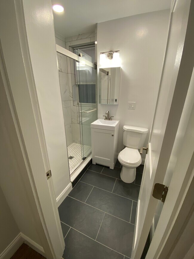 Photo - 70 Queensberry St Unit 22
