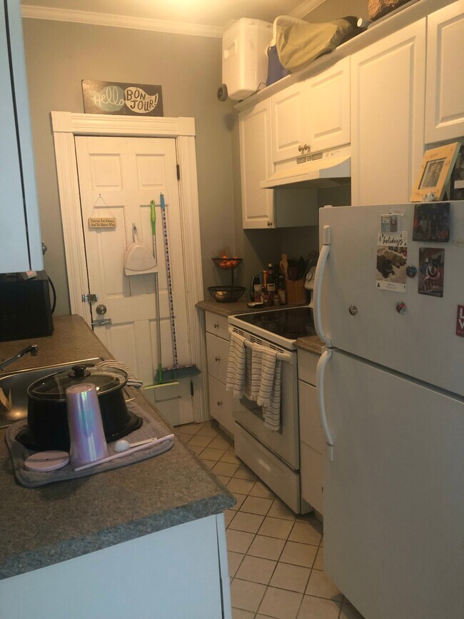 Photo - 25 Saint Stephen St