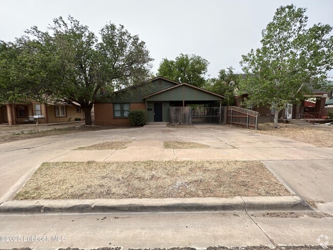 Building Photo - 2318 18th St Rental