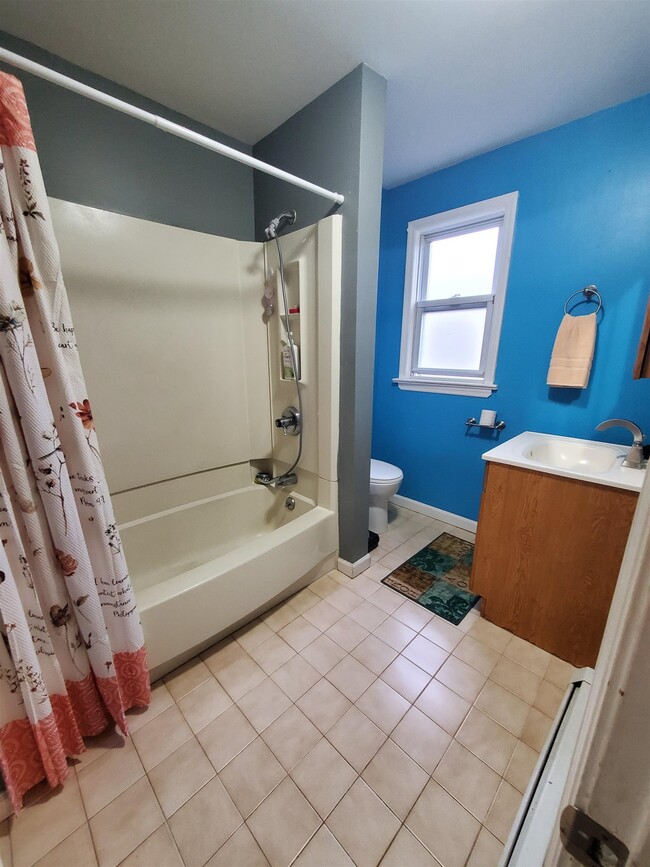 Photo - 18 Mechanic St Unit 4