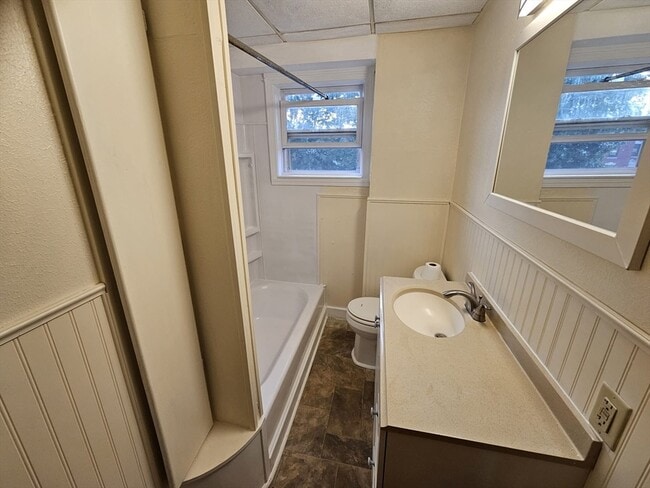 Building Photo - 26 Marchand St Unit 1