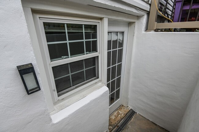 Building Photo - 531 Gladhill Rd