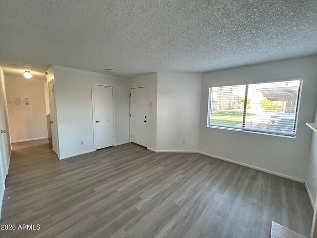 Photo - 2040 S Longmore
