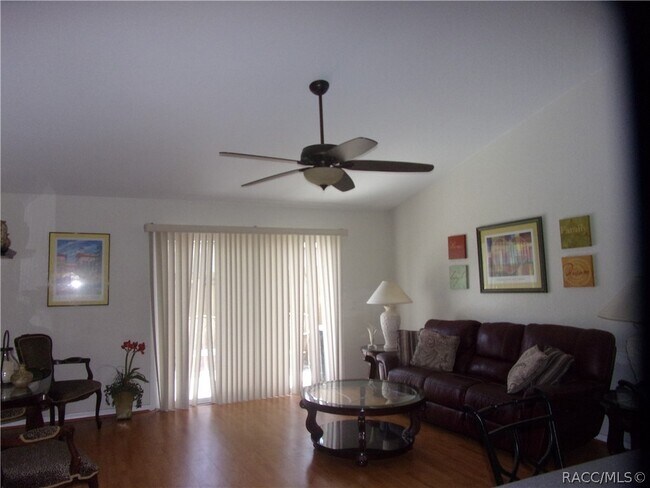 Photo - 2007 Colonade St