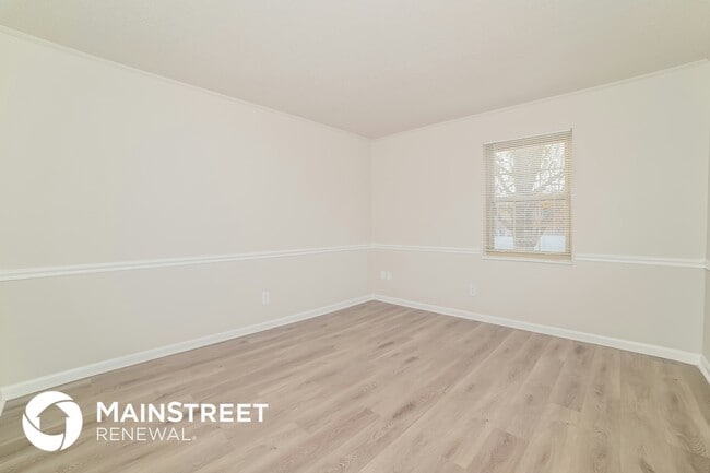 Photo - 210 Bobwhite Cir