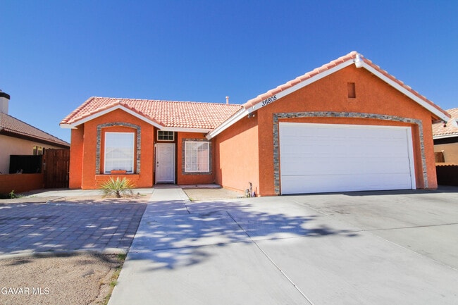 Photo - 36805 Alder St