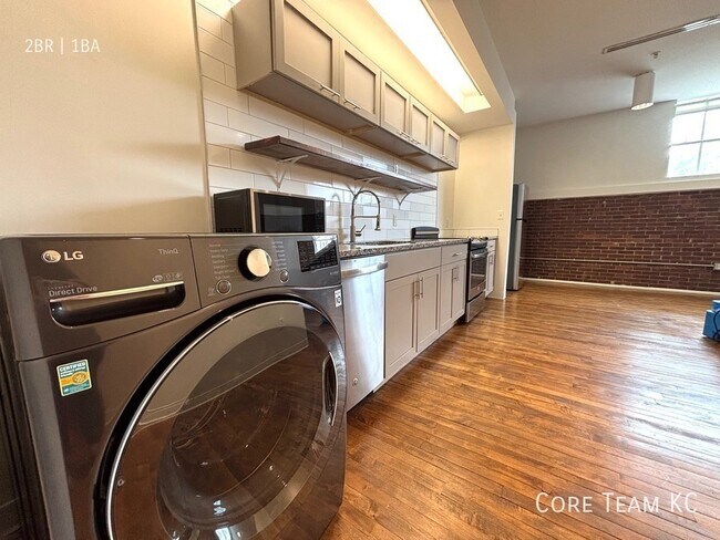 Photo - 1810 Madison Ave Unidad D-105