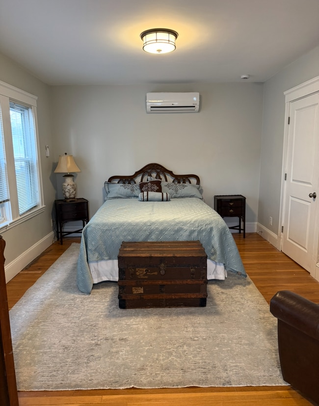 Photo - 25 Hill Top St Unit Room For Rent
