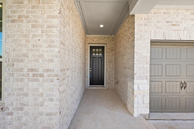 Photo - 5702 Diamond Dust Dr