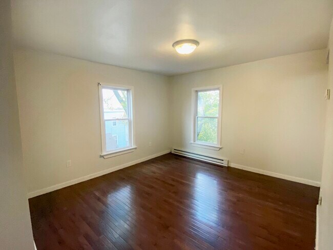 Photo - 40 Clark St Unit 3