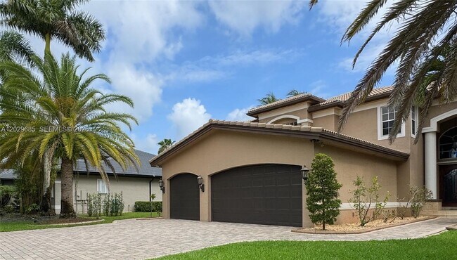 Photo - 10445 Canterbury Ct