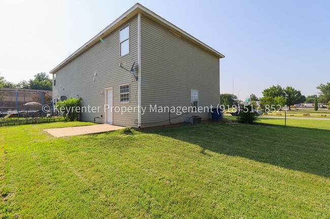 Photo - 3 Bed | 1.5 Bath in Central Tulsa!
