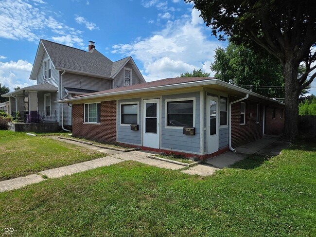 Photo - 84 S 6th Ave