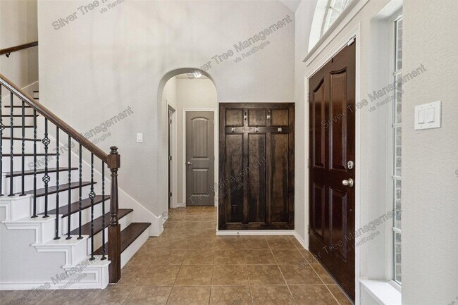 Photo - 1416 Elkford Ln