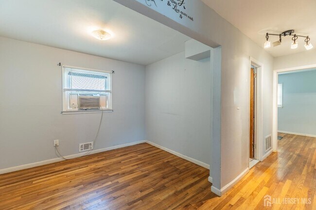 111 Emerson St Unit 1