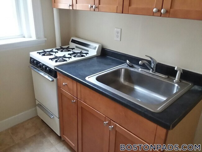 Photo - 1189 Commonwealth Ave Unidad 17