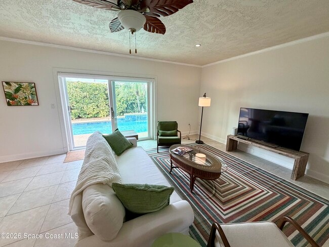 Photo - 190 Harwood Ave