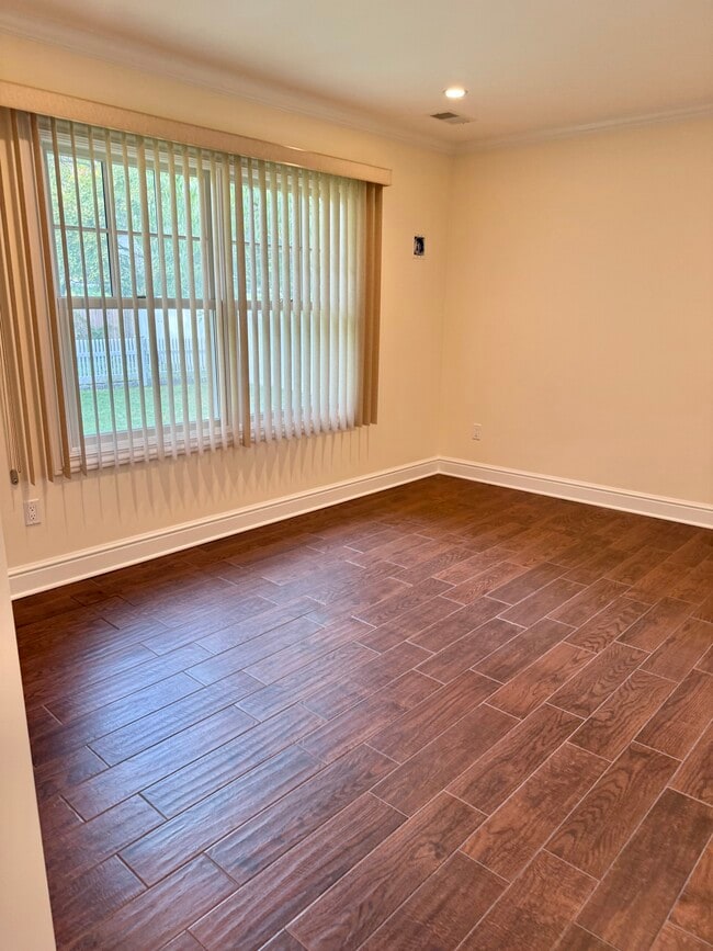 Photo - 267 Weed Ave