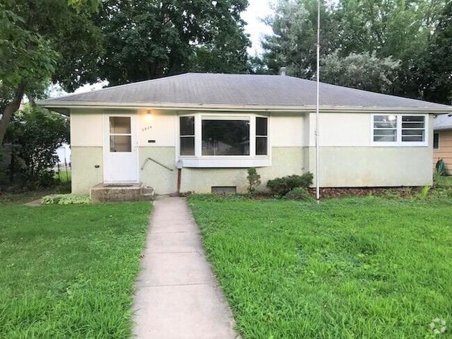 Building Photo - 6824 Pleasant Ave Rental