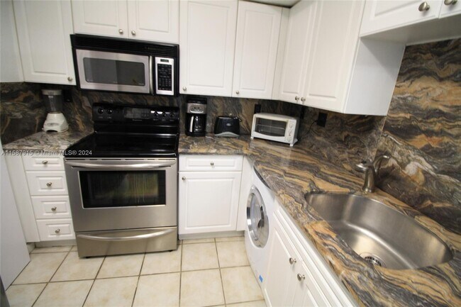 Photo - 2501 S Ocean Dr Unit #825