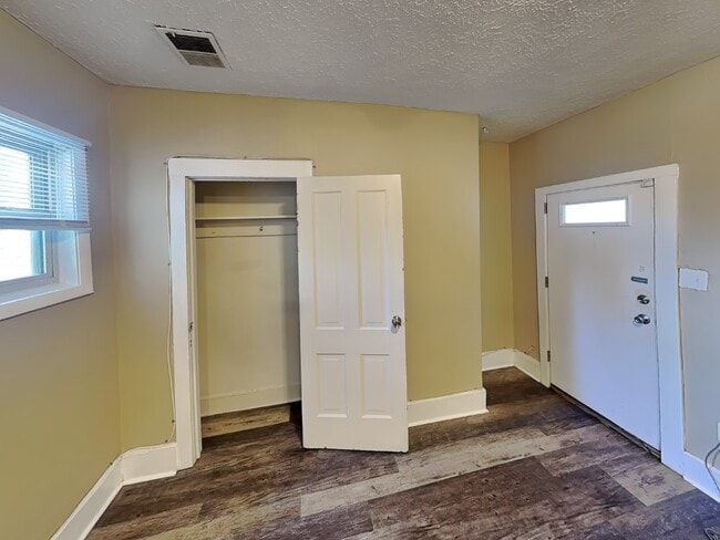 69 McMillen Ave-69