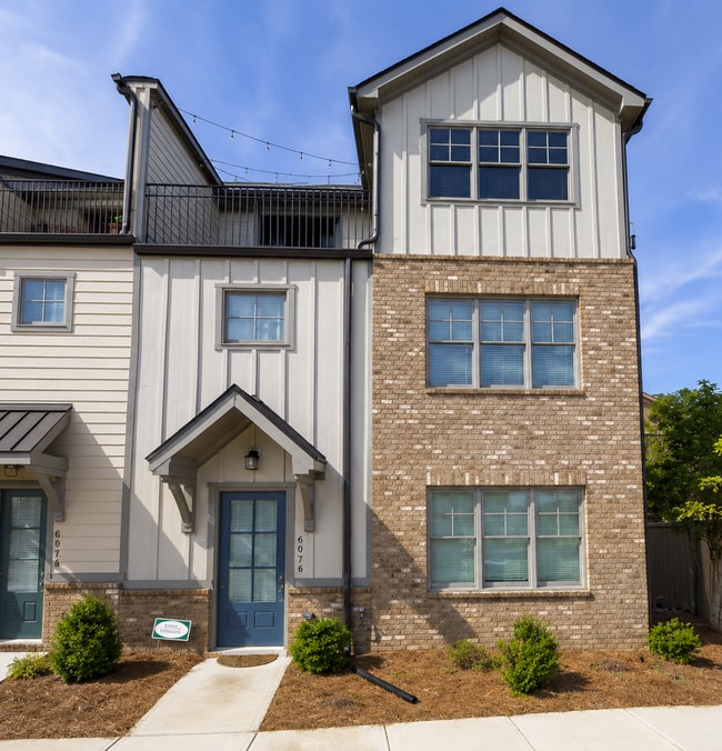 Photo - 6076 Cushing Cir