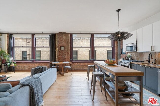 Photo - 460 S Spring St Unit 1210