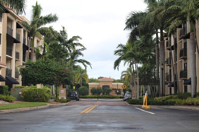 Photo - 4903 Midtown Ln Condo Unit 3212