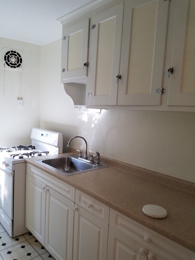 Photo - Apartments on Academy