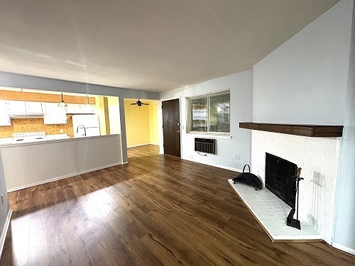 Building Photo - 14896 E 2nd Ave Unit 102H Rental