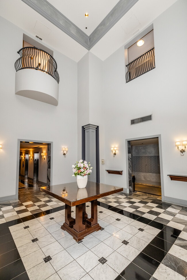 Photo - 70 W Huron St Unit 503