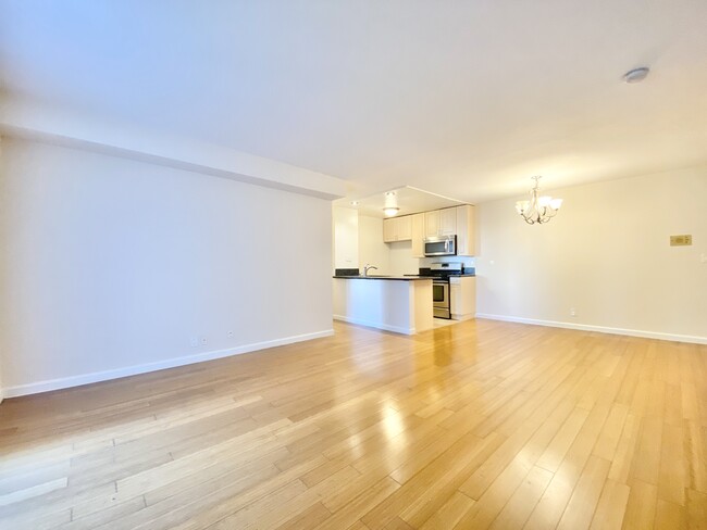 Photo - 860 S Ardmore Ave Condo Unit 107