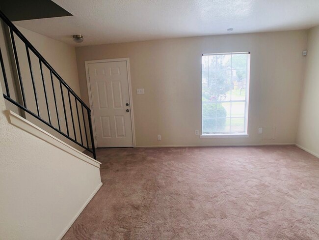 7009 Chasewood Dr