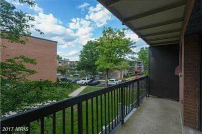 Photo - 3230 S 28th St Unit 202