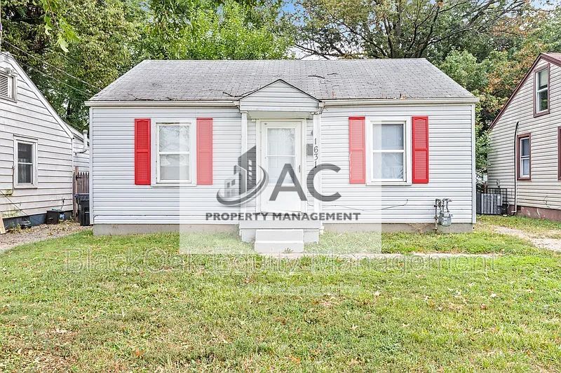 Photo - 1631 Longfield Ave