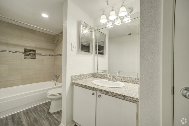 Building Photo - Ashford Santa Ana Rental