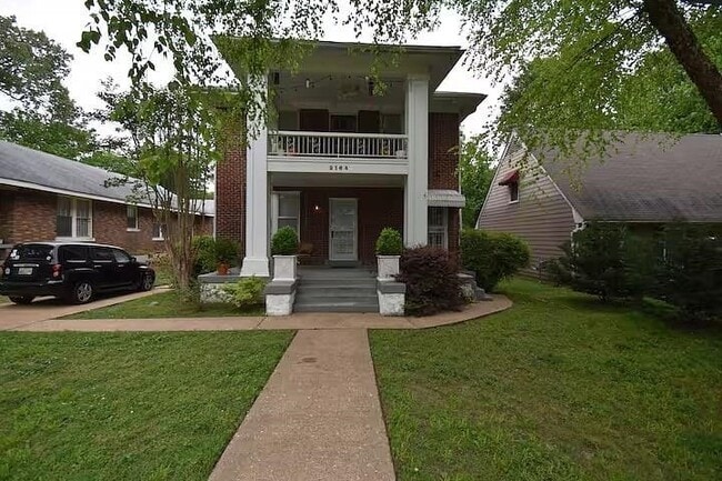 Photo - 2164 Court Ave Casa