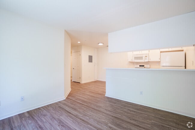 2BR, 1BA - 724SF - Model C - Living Room