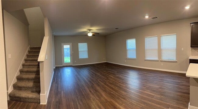 Photo - 104 Osier Pass