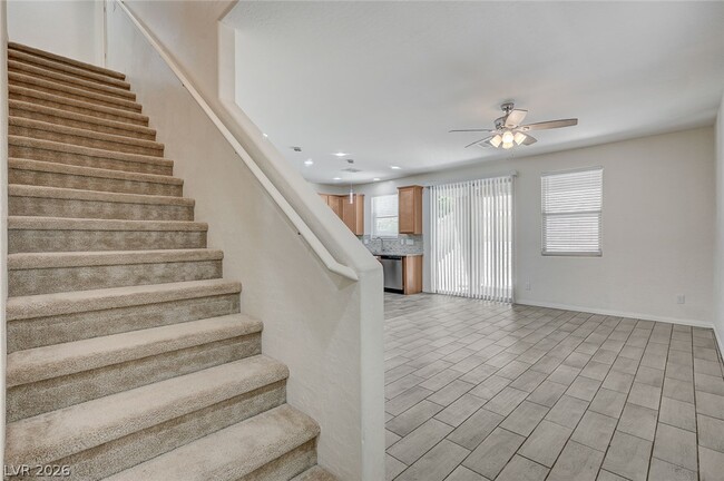 Photo - 12525 Skylight View St