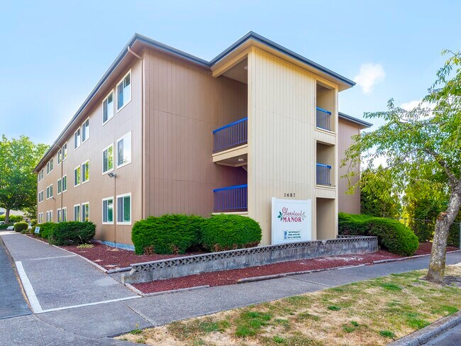 Glenwood Manor - Glenwood Manor