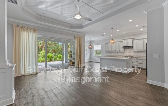 Photo - 13013 Steinhatchee Loop