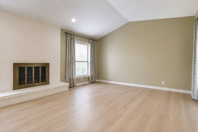 Photo - 3210 Rambling Oaks Dr